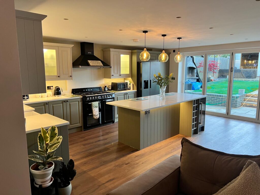 made to-measure kitchen-units